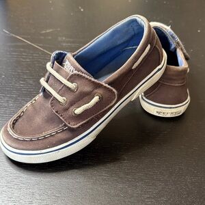 Sperry Kids ‘Halyard Jr’ Brown Boat Shoes, size 12M